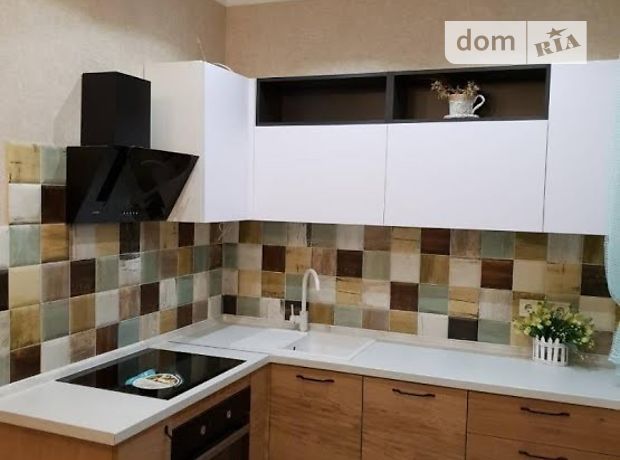Продажа двухкомнатной квартиры в Одессе, на 7я Фонтана район Приморский фото 1 Продажа двухкомнатной квартиры в Одессе, на 7я Фонтана район Приморский фото 1
