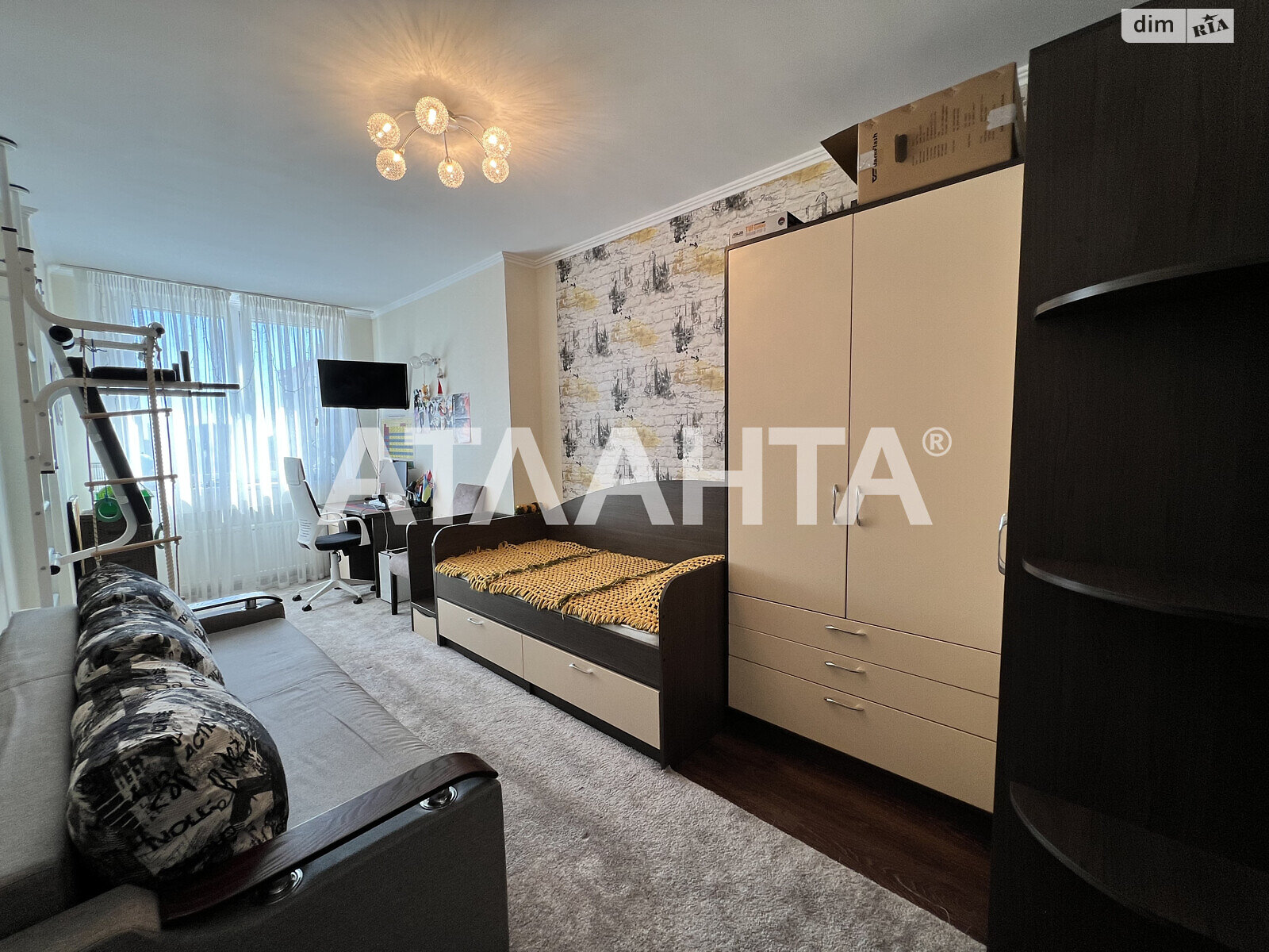 Продаж двокімнатної квартири в Одесі, на мас. Радужний 1, фото 1 Продаж двокімнатної квартири в Одесі, на мас. Радужний 1, фото 1