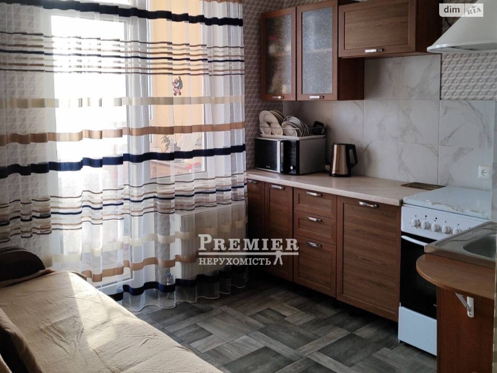 Продаж однокімнатної квартири в Одесі, на мас. Радужний, фото 1 Продаж однокімнатної квартири в Одесі, на мас. Радужний, фото 1