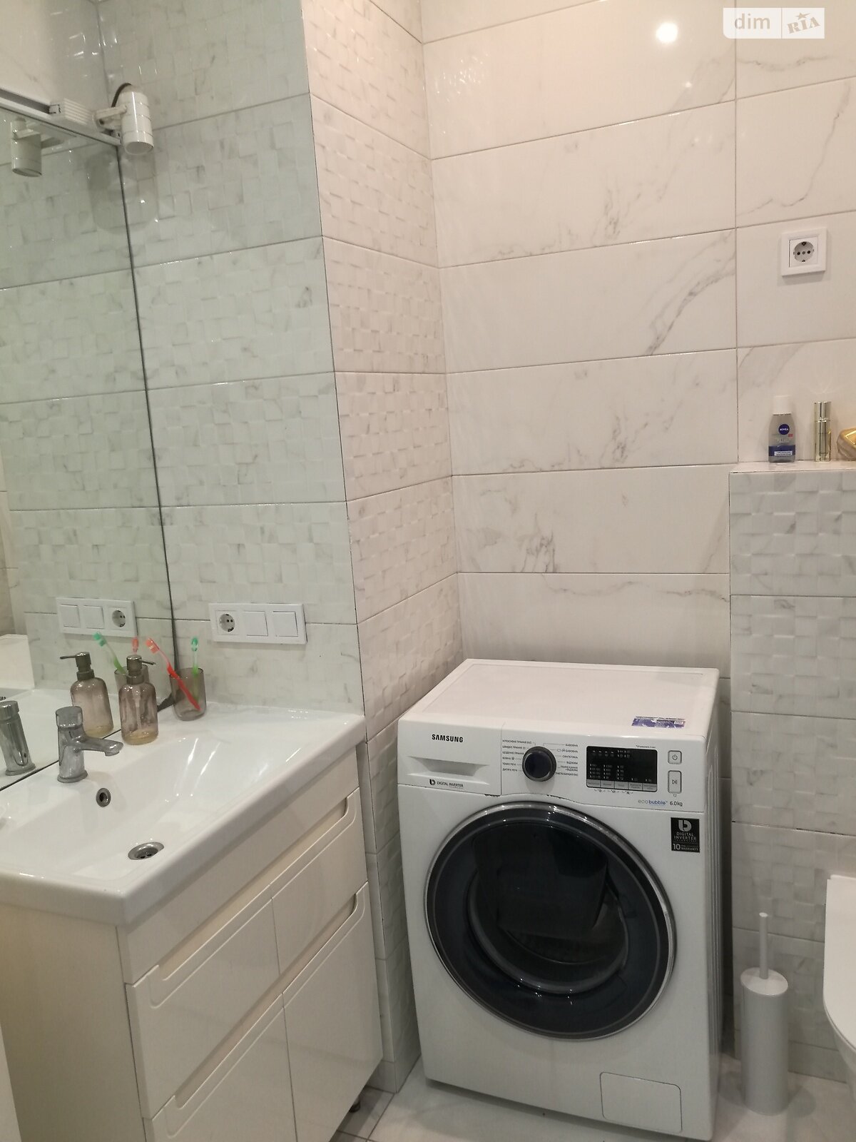 Продаж двокімнатної квартири в Одесі, на мас. Радужний 23, фото 1 Продаж двокімнатної квартири в Одесі, на мас. Радужний 23, фото 1