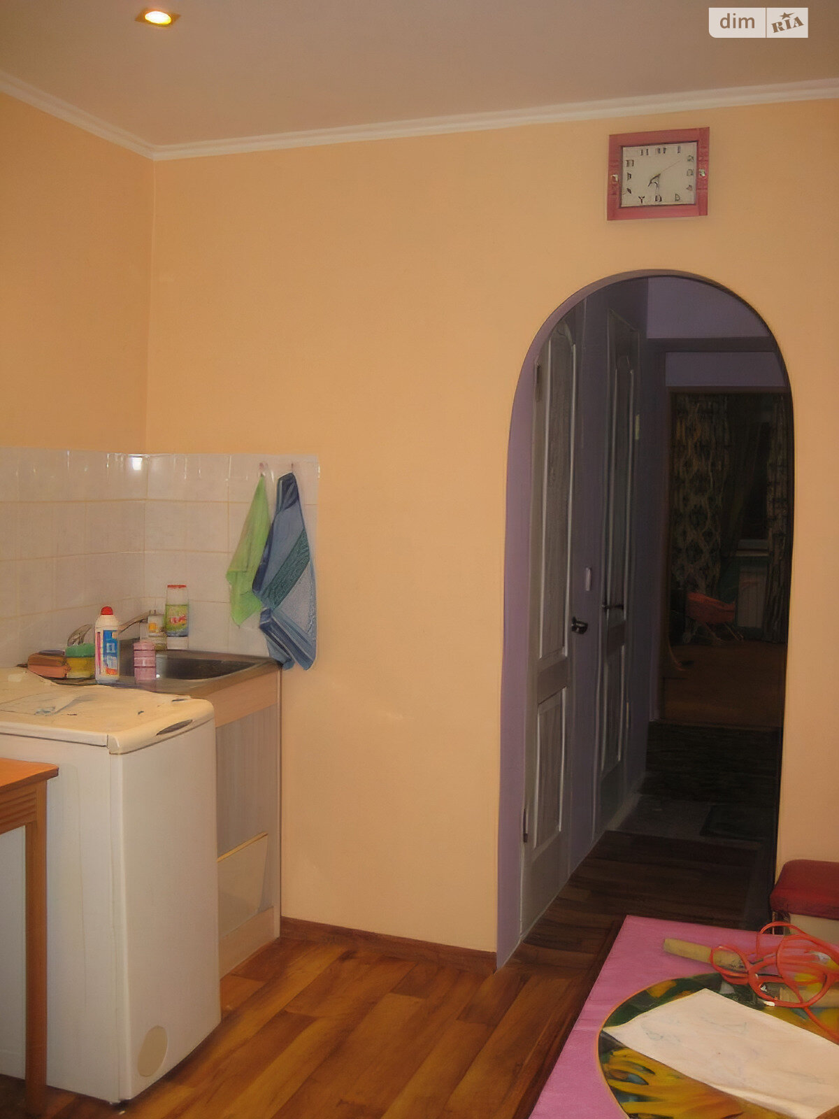Продаж п`ятикімнатної квартири в Одесі, на вул. Артилерійська, район Сахалінчик фото 1 Продаж п`ятикімнатної квартири в Одесі, на вул. Артилерійська, район Сахалінчик фото 1