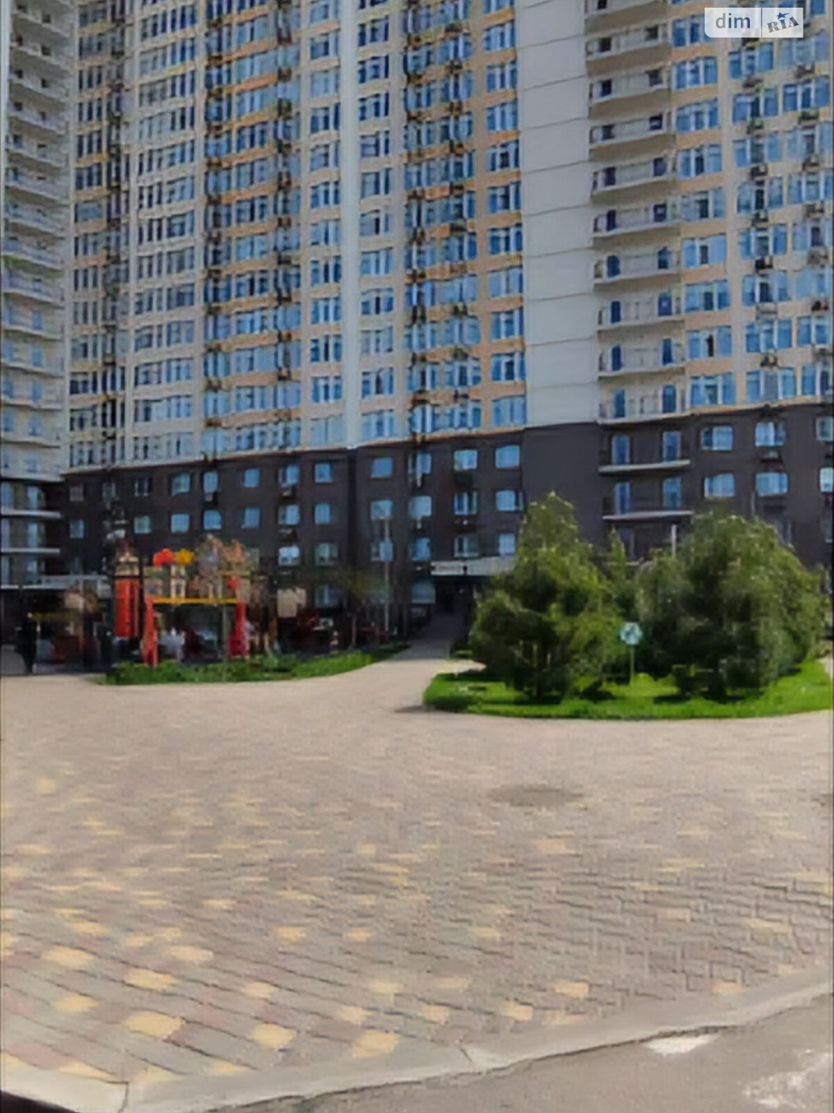 Продажа трехкомнатной квартиры в Одессе, на ул. Бассейная, район Сахалинчик фото 1