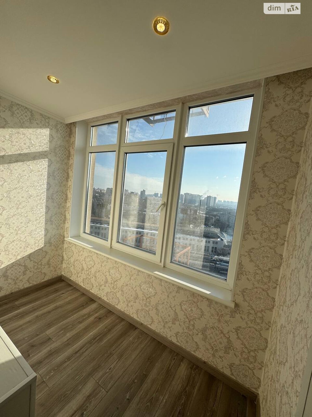 Продажа трехкомнатной квартиры в Одессе, на ул. Бассейная 6А, район Сахалинчик фото 1