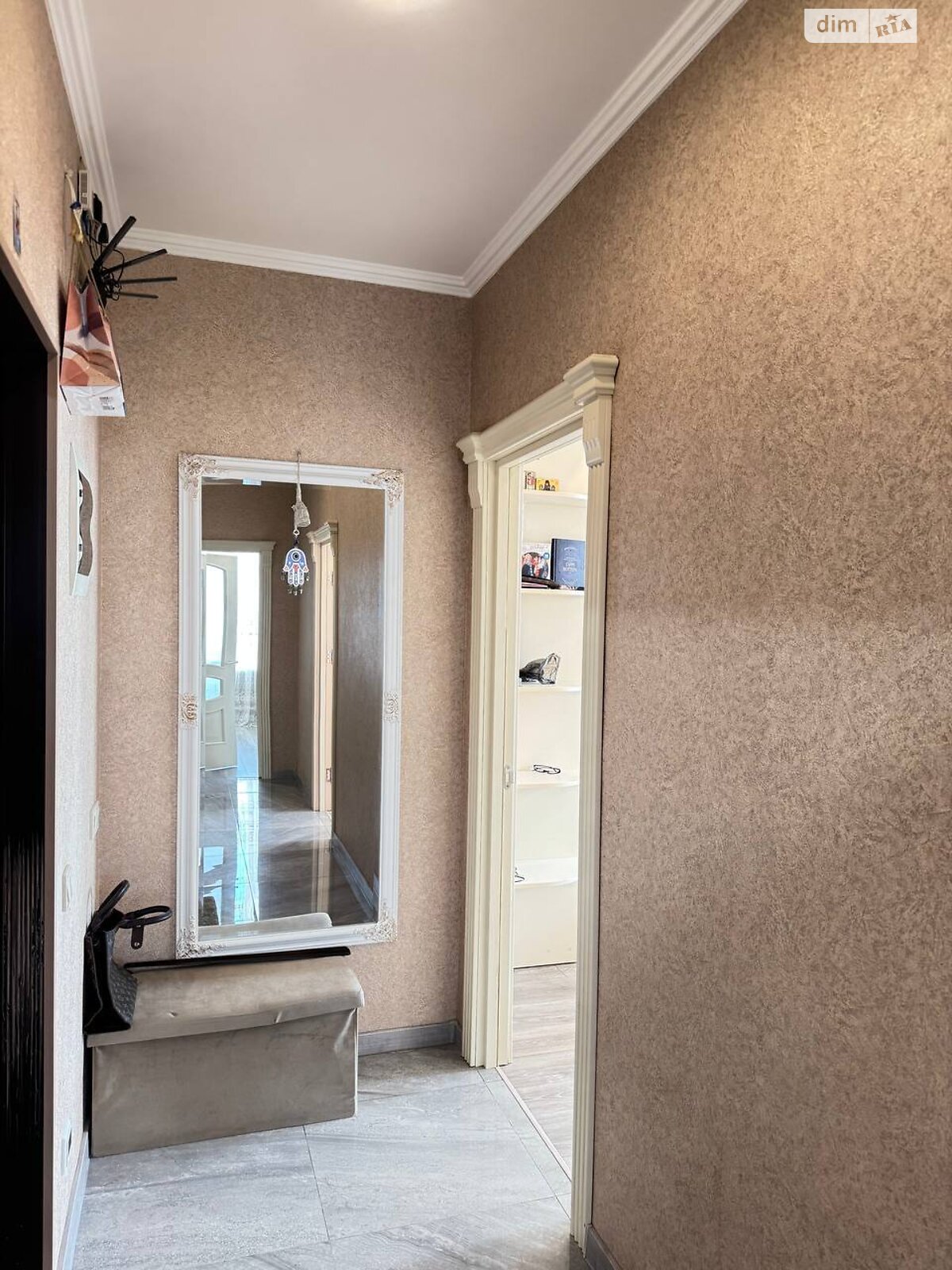 Продажа трехкомнатной квартиры в Одессе, на ул. Бассейная 6А, район Сахалинчик фото 1