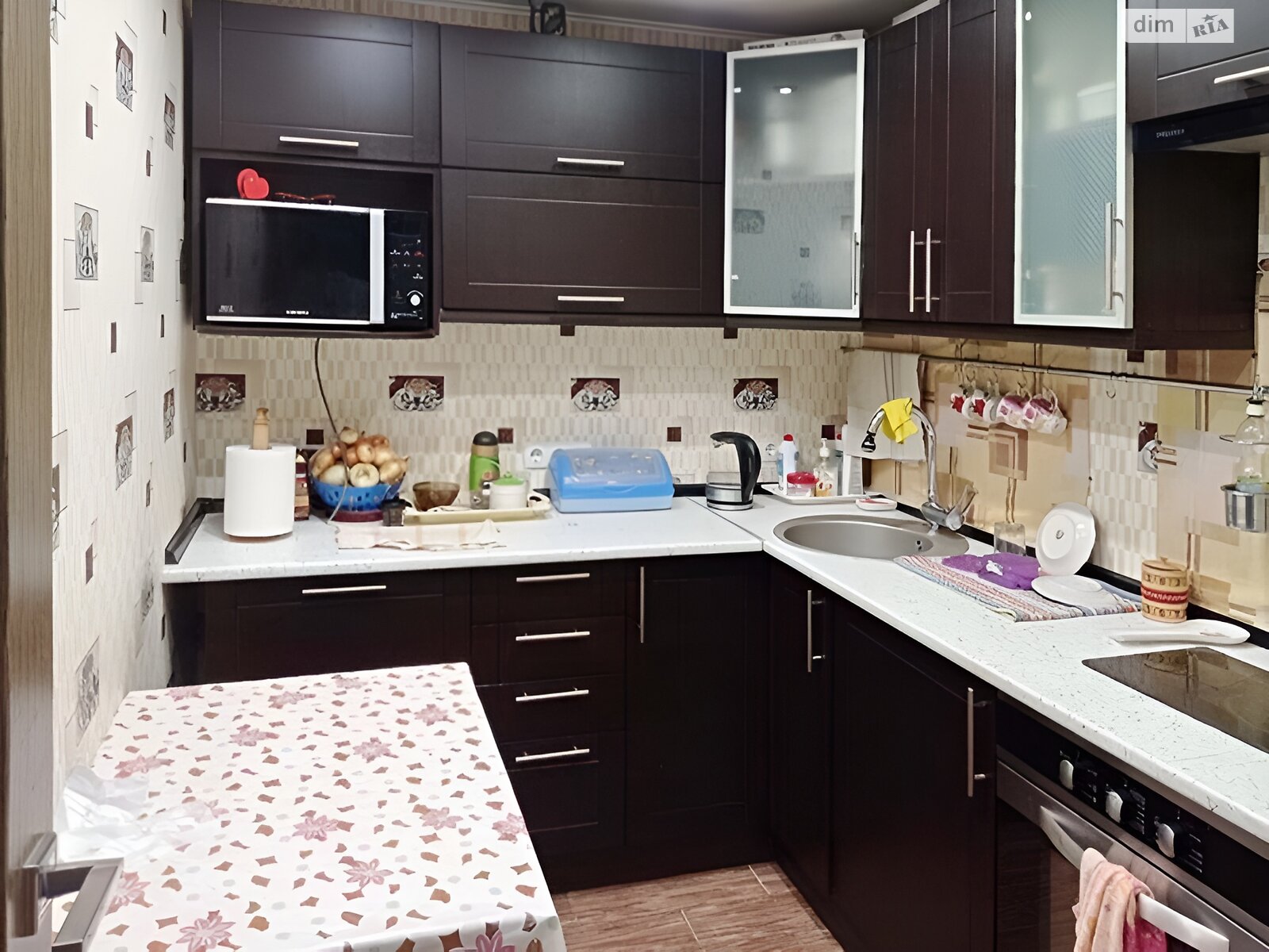 Продаж двокімнатної квартири в Одесі, на 2-й пров. Басейний, район Сахалінчик фото 1 Продаж двокімнатної квартири в Одесі, на 2-й пров. Басейний, район Сахалінчик фото 1
