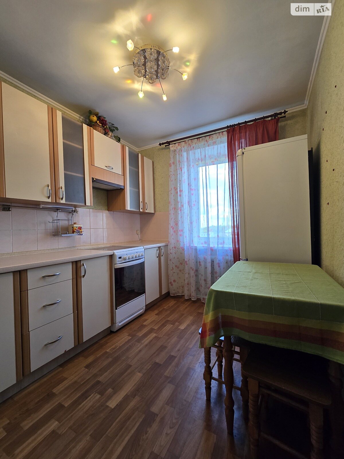 Продаж однокімнатної квартири в Одесі, на 2-й пров. Басейний, район Сахалінчик фото 1 Продаж однокімнатної квартири в Одесі, на 2-й пров. Басейний, район Сахалінчик фото 1