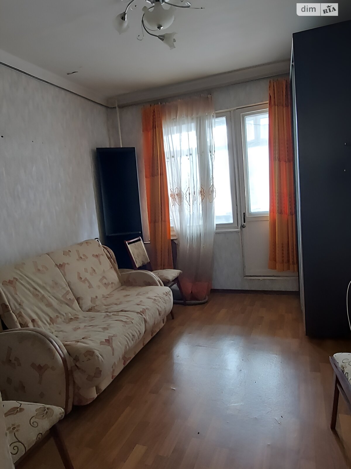 Продаж трикімнатної квартири в Одесі, на вул. Транспортна 9, район Сахалінчик фото 1 Продаж трикімнатної квартири в Одесі, на вул. Транспортна 9, район Сахалінчик фото 1
