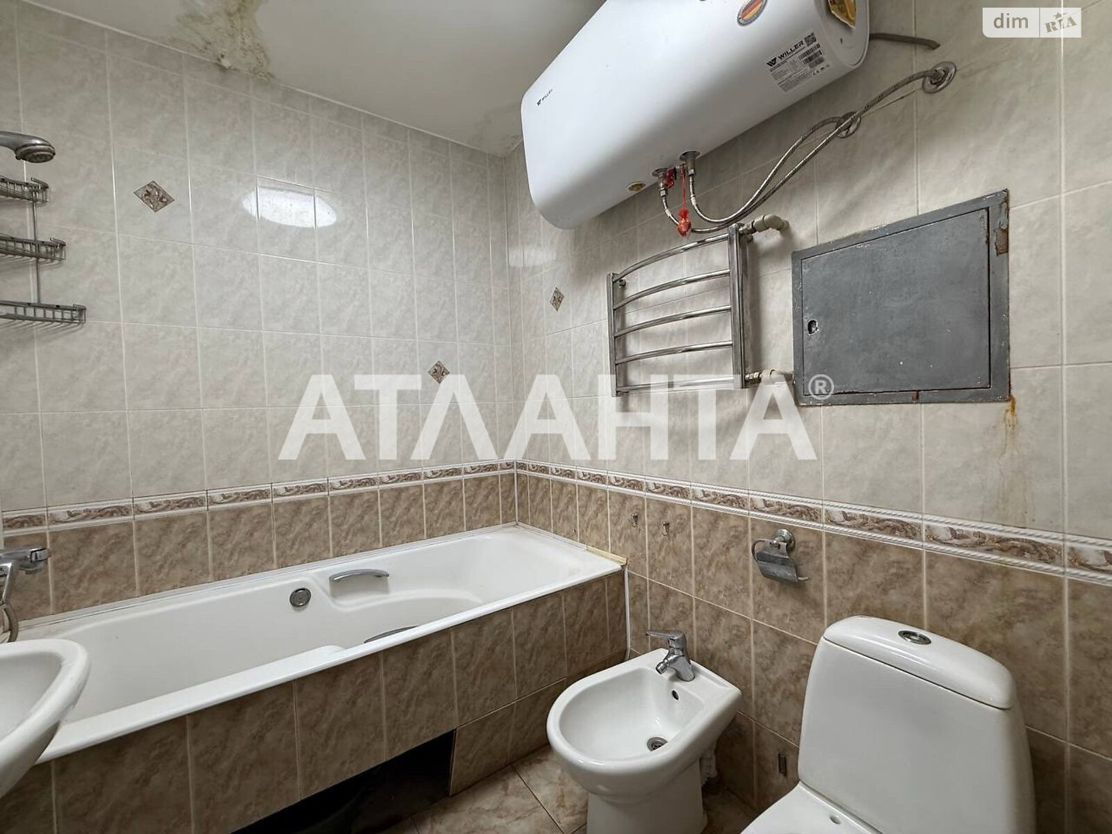 Продажа трехкомнатной квартиры в Одессе, на ул. Транспортная, район Сахалинчик фото 1 Продажа трехкомнатной квартиры в Одессе, на ул. Транспортная, район Сахалинчик фото 1