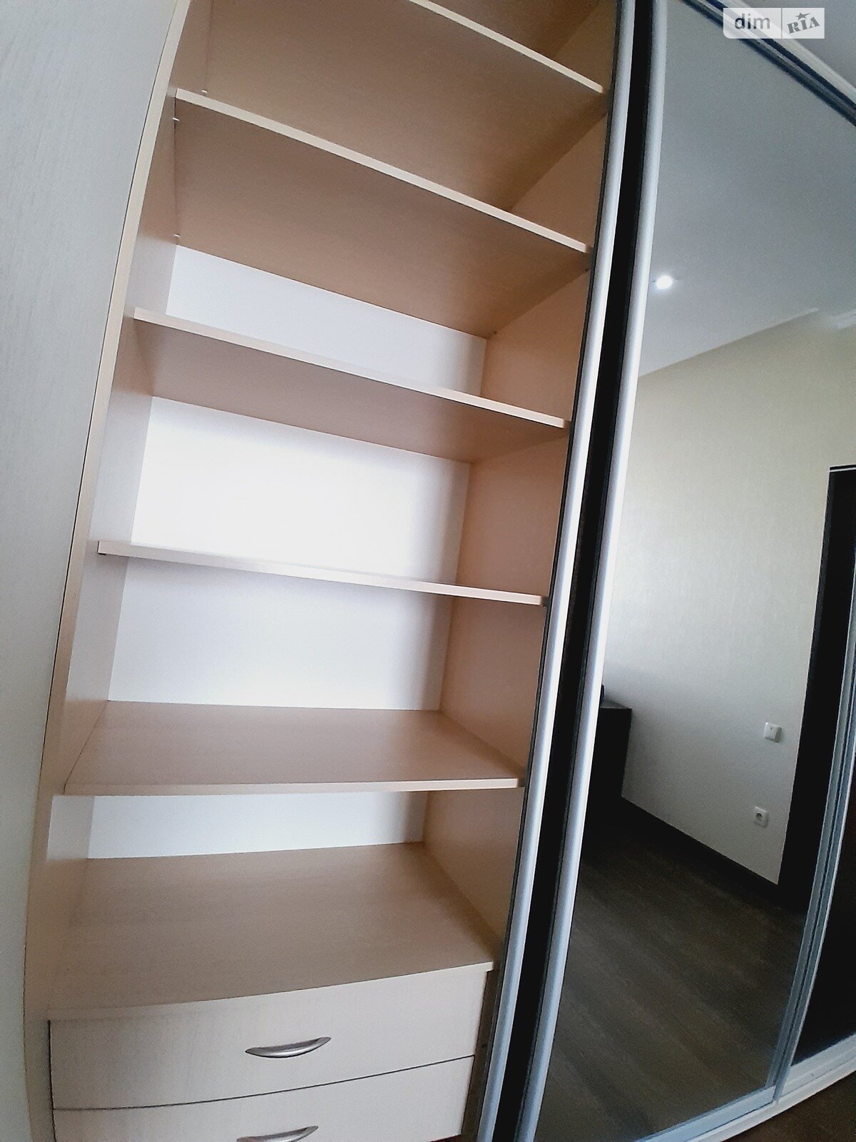 Продажа трехкомнатной квартиры в Одессе, на пер. Испанский 1 корпус 1, район Сахарный Поселок фото 1 Продажа трехкомнатной квартиры в Одессе, на пер. Испанский 1 корпус 1, район Сахарный Поселок фото 1