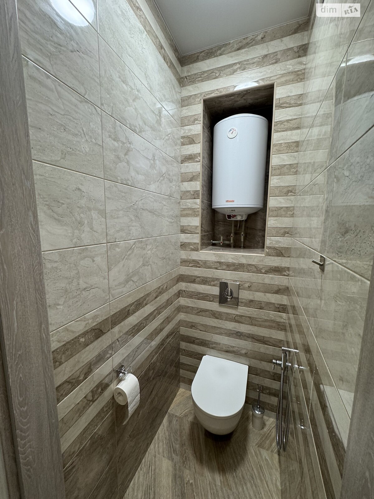 Продажа двухкомнатной квартиры в Одессе, на ул. Михаила Грушевского 39/3 корпус 3, район Сахарный Поселок фото 1 Продажа двухкомнатной квартиры в Одессе, на ул. Михаила Грушевского 39/3 корпус 3, район Сахарный Поселок фото 1