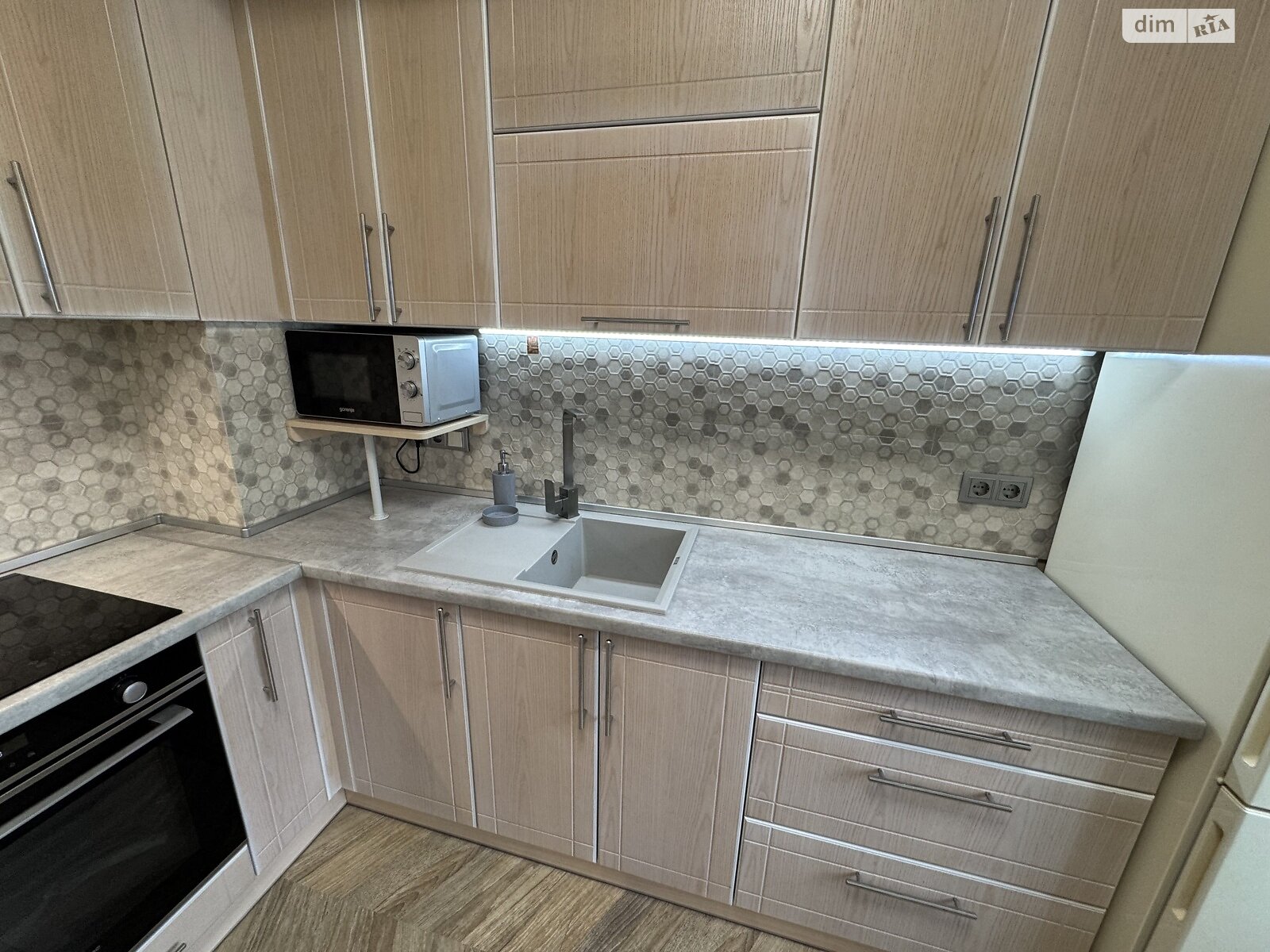 Продажа двухкомнатной квартиры в Одессе, на ул. Михаила Грушевского 39/3 корпус 3, район Сахарный Поселок фото 1 Продажа двухкомнатной квартиры в Одессе, на ул. Михаила Грушевского 39/3 корпус 3, район Сахарный Поселок фото 1