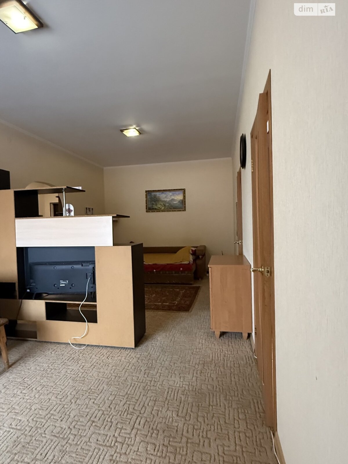 Продажа трехкомнатной квартиры в Одессе, на ул. Михаила Грушевского, район Сахарный Поселок фото 1 Продажа трехкомнатной квартиры в Одессе, на ул. Михаила Грушевского, район Сахарный Поселок фото 1