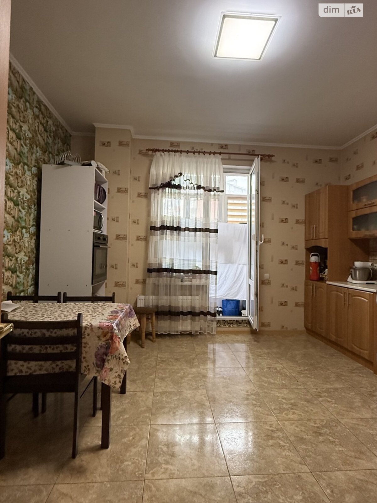 Продажа трехкомнатной квартиры в Одессе, на ул. Михаила Грушевского, район Сахарный Поселок фото 1 Продажа трехкомнатной квартиры в Одессе, на ул. Михаила Грушевского, район Сахарный Поселок фото 1