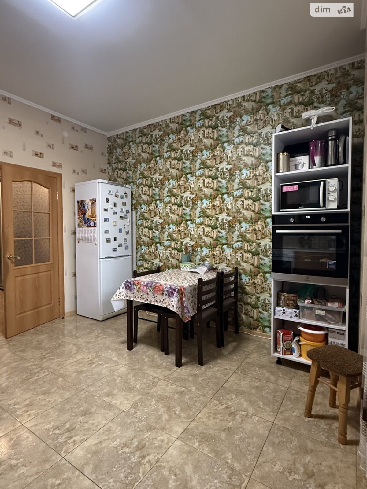 Продажа трехкомнатной квартиры в Одессе, на ул. Михаила Грушевского, район Сахарный Поселок фото 1 Продажа трехкомнатной квартиры в Одессе, на ул. Михаила Грушевского, район Сахарный Поселок фото 1