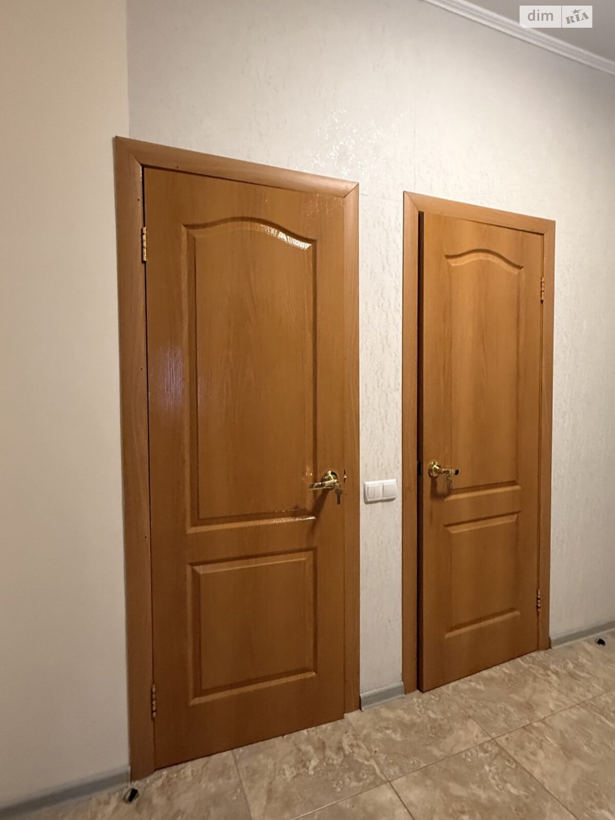 Продажа трехкомнатной квартиры в Одессе, на ул. Михаила Грушевского, район Сахарный Поселок фото 1 Продажа трехкомнатной квартиры в Одессе, на ул. Михаила Грушевского, район Сахарный Поселок фото 1