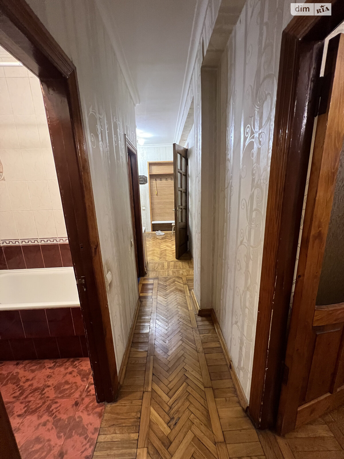 Продажа трехкомнатной квартиры в Одессе, на ул. Шилова 24, фото 1 Продажа трехкомнатной квартиры в Одессе, на ул. Шилова 24, фото 1