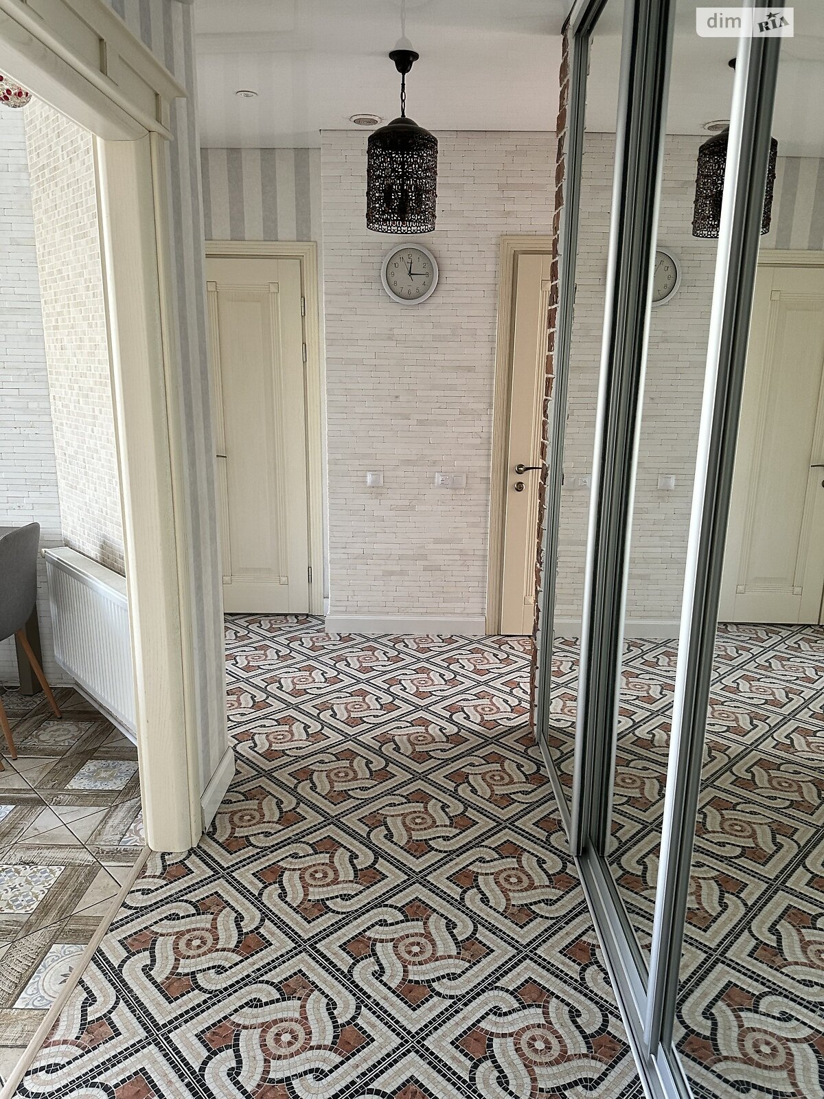 Продаж двокімнатної квартири в Одесі, на вул. Шота Руставелі 9, район Хаджибейський фото 1 Продаж двокімнатної квартири в Одесі, на вул. Шота Руставелі 9, район Хаджибейський фото 1