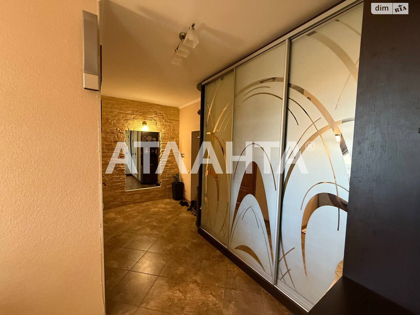 Продажа двухкомнатной квартиры в Одессе, на ул. Балковская, район Слободка фото 1