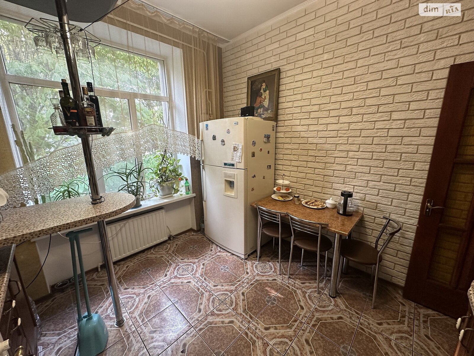 Продаж двокімнатної квартири в Одесі, на вул. Промислова, район Слободка фото 1 Продаж двокімнатної квартири в Одесі, на вул. Промислова, район Слободка фото 1