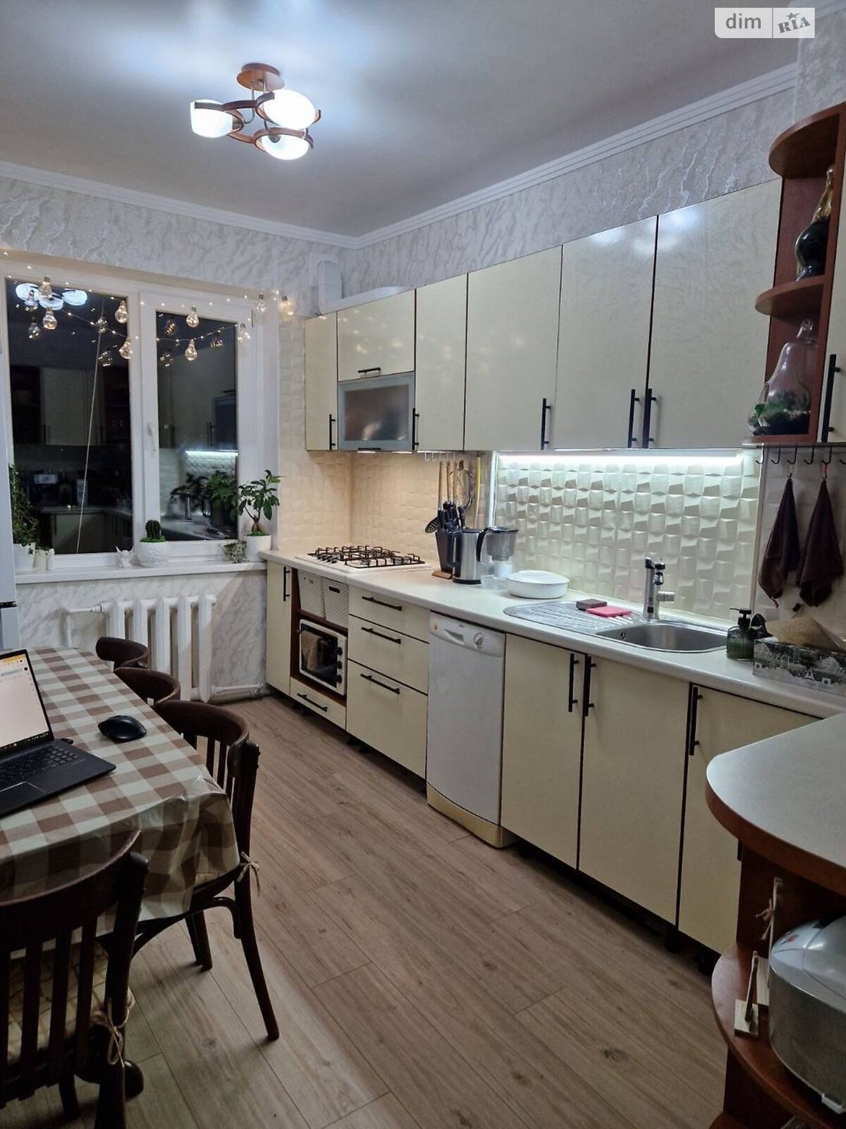 Продажа трехкомнатной квартиры в Одессе, на ул. Балковская, район Слободка (Романовка) фото 1