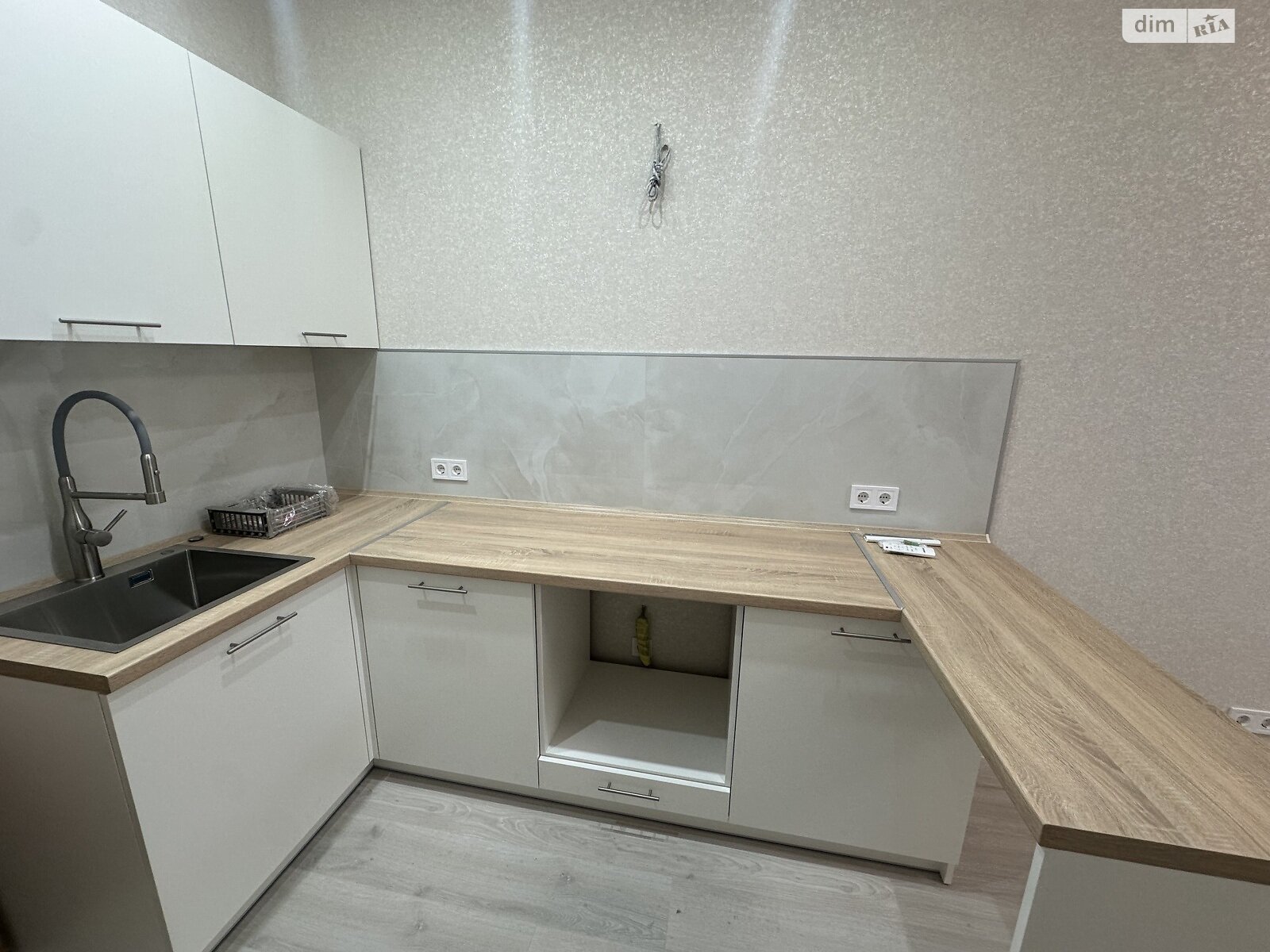 Продаж однокімнатної квартири в Одесі, на вул. Слобідська 56 корпус 2, район Слободка фото 1