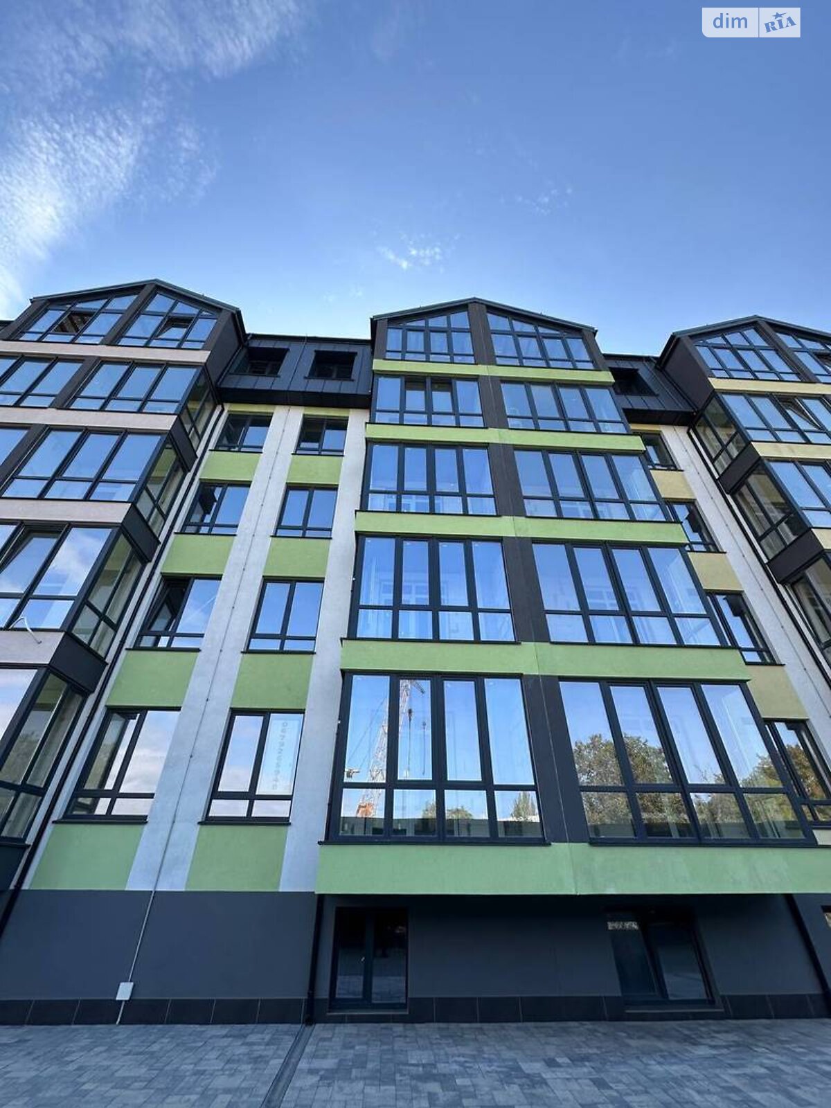 Продажа трехкомнатной квартиры в Одессе, на ул. Слободская 56 корпус 1, кв. 138, район Слободка фото 1