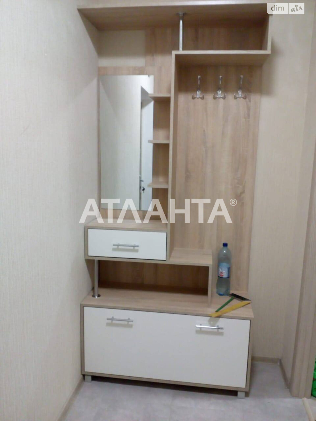 Продаж однокімнатної квартири в Одесі, на вул. Віталія Нестеренка, район Слободка фото 1 Продаж однокімнатної квартири в Одесі, на вул. Віталія Нестеренка, район Слободка фото 1