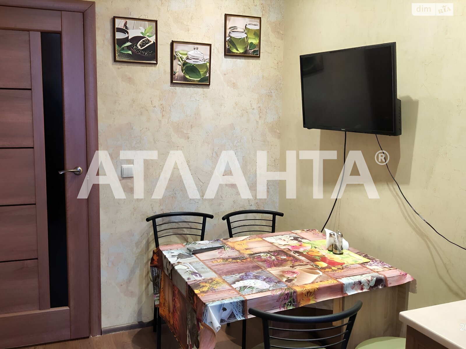 Продаж двокімнатної квартири в Таїрове, на вул. Приміська 1, район Совіньйон фото 1 Продаж двокімнатної квартири в Таїрове, на вул. Приміська 1, район Совіньйон фото 1