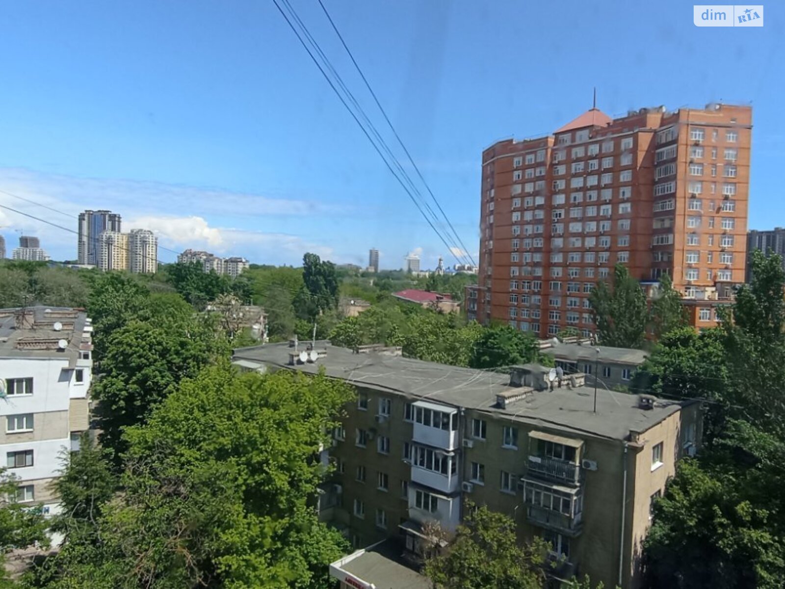 Продажа четырехкомнатной квартиры в Одессе, на ул. Академическая, район Средний Фонтан фото 1
