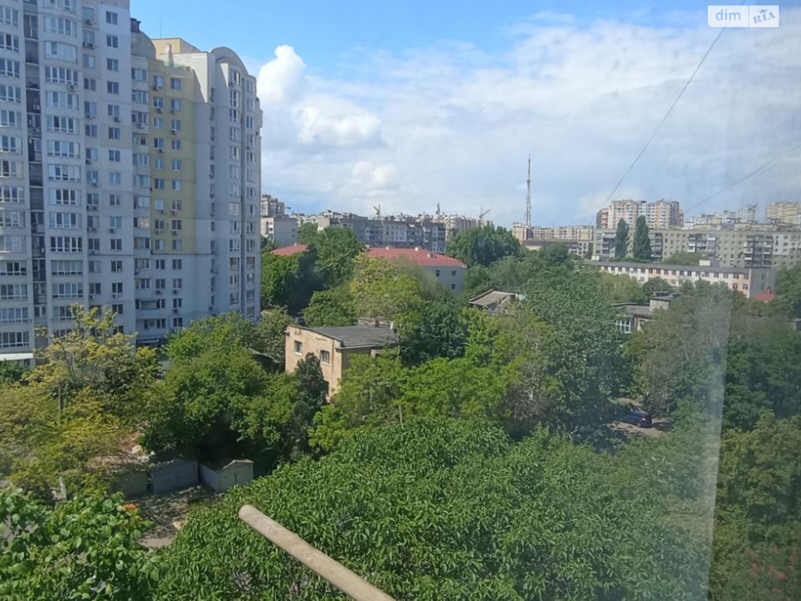 Продажа четырехкомнатной квартиры в Одессе, на ул. Академическая, район Средний Фонтан фото 1