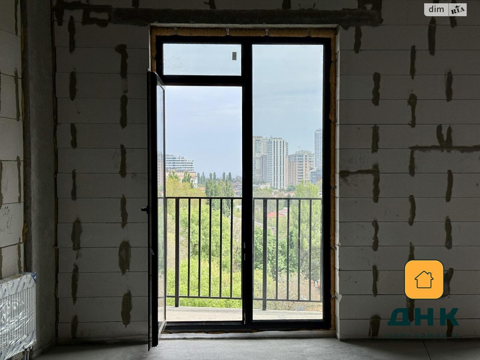 Продаж однокімнатної квартири в Одесі, на вул. Чубаївська 1, район Середній Фонтан фото 1 Продаж однокімнатної квартири в Одесі, на вул. Чубаївська 1, район Середній Фонтан фото 1