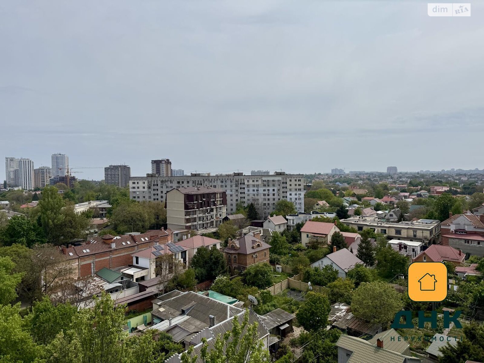 Продаж однокімнатної квартири в Одесі, на вул. Чубаївська 1, район Середній Фонтан фото 1 Продаж однокімнатної квартири в Одесі, на вул. Чубаївська 1, район Середній Фонтан фото 1