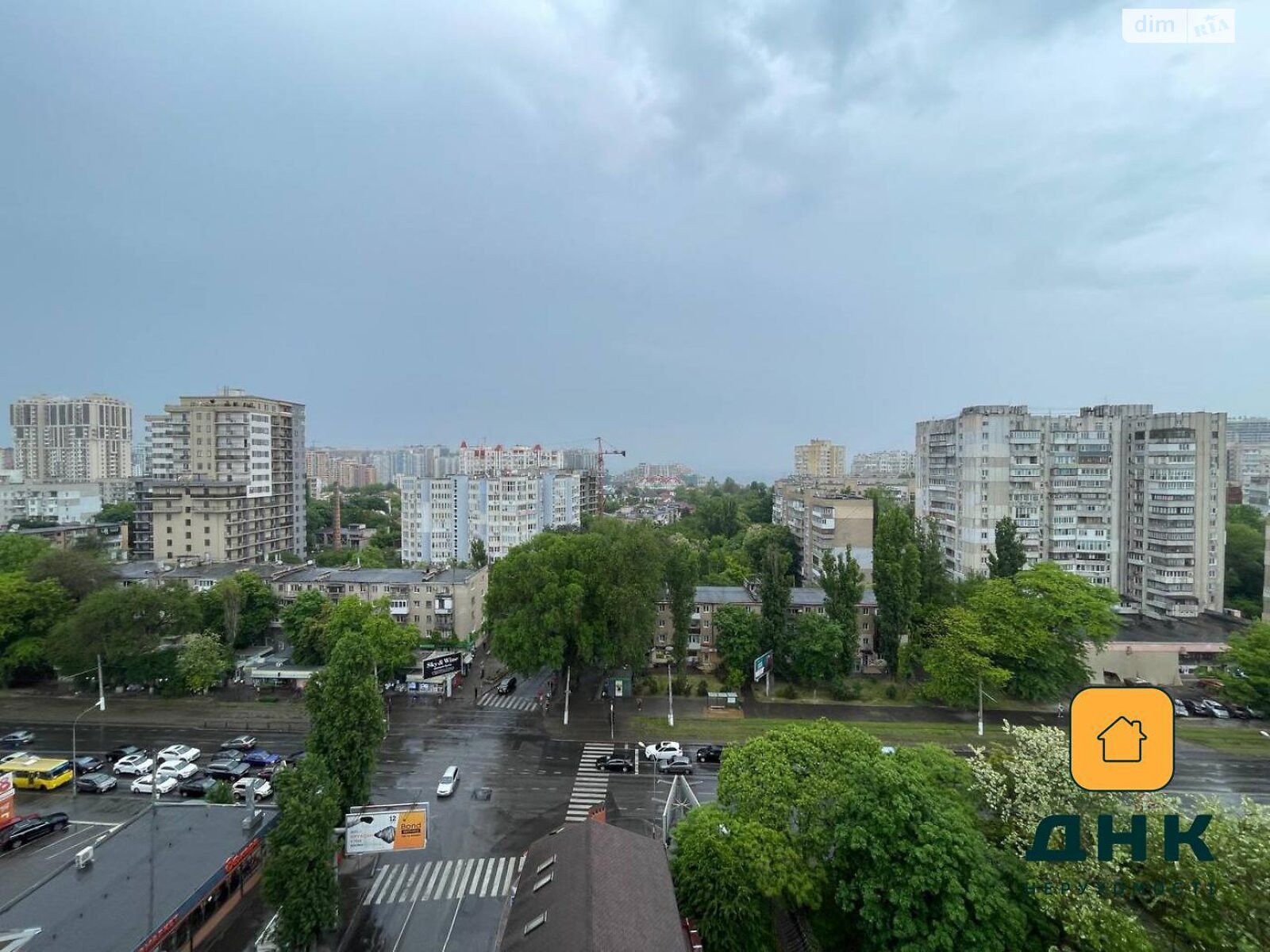 Продаж двокімнатної квартири в Одесі, на вул. Чубаївська 1, район Середній Фонтан фото 1 Продаж двокімнатної квартири в Одесі, на вул. Чубаївська 1, район Середній Фонтан фото 1