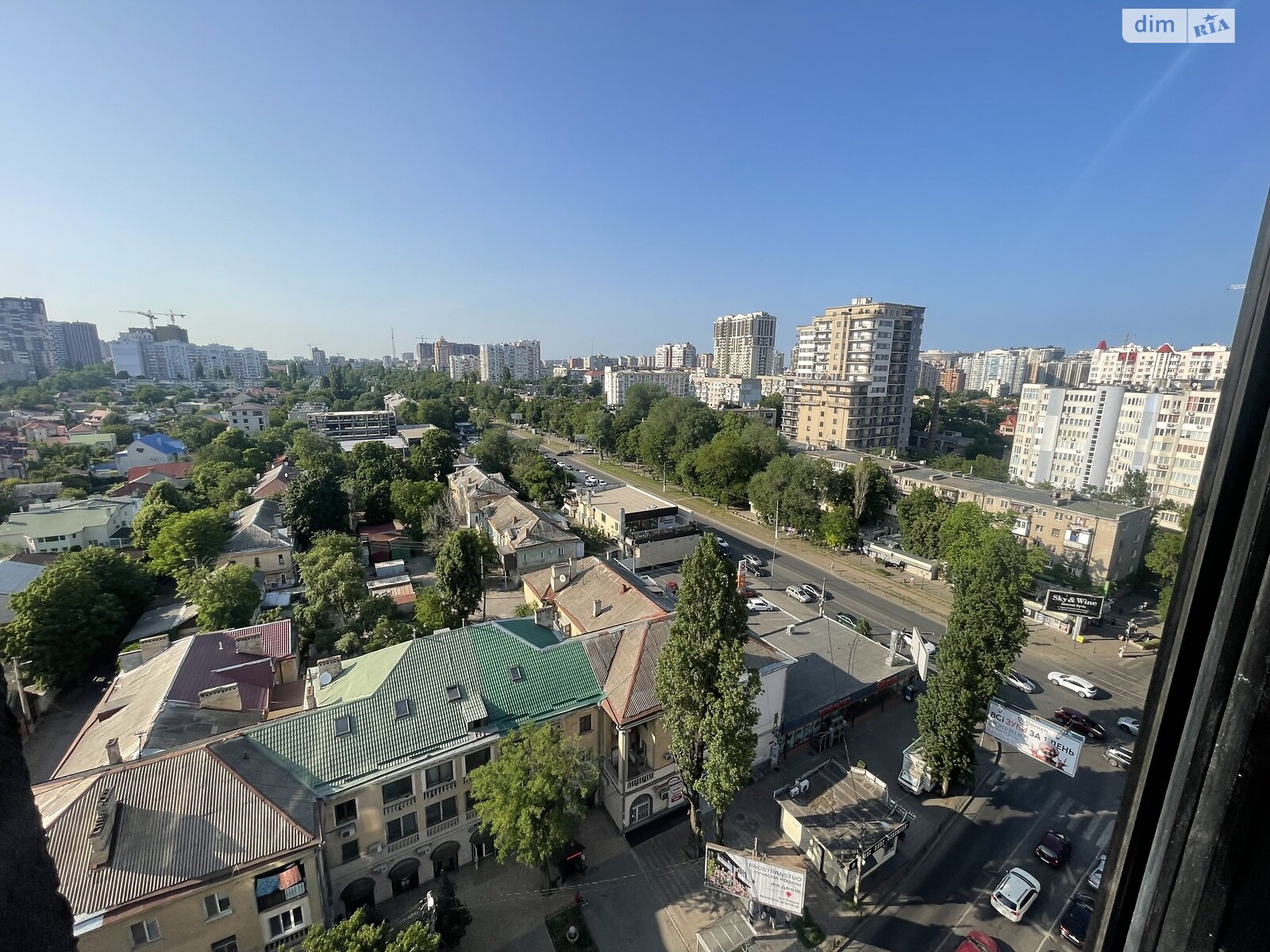 Продаж двокімнатної квартири в Одесі, на вул. Чубаївська 1, район Середній Фонтан фото 1 Продаж двокімнатної квартири в Одесі, на вул. Чубаївська 1, район Середній Фонтан фото 1