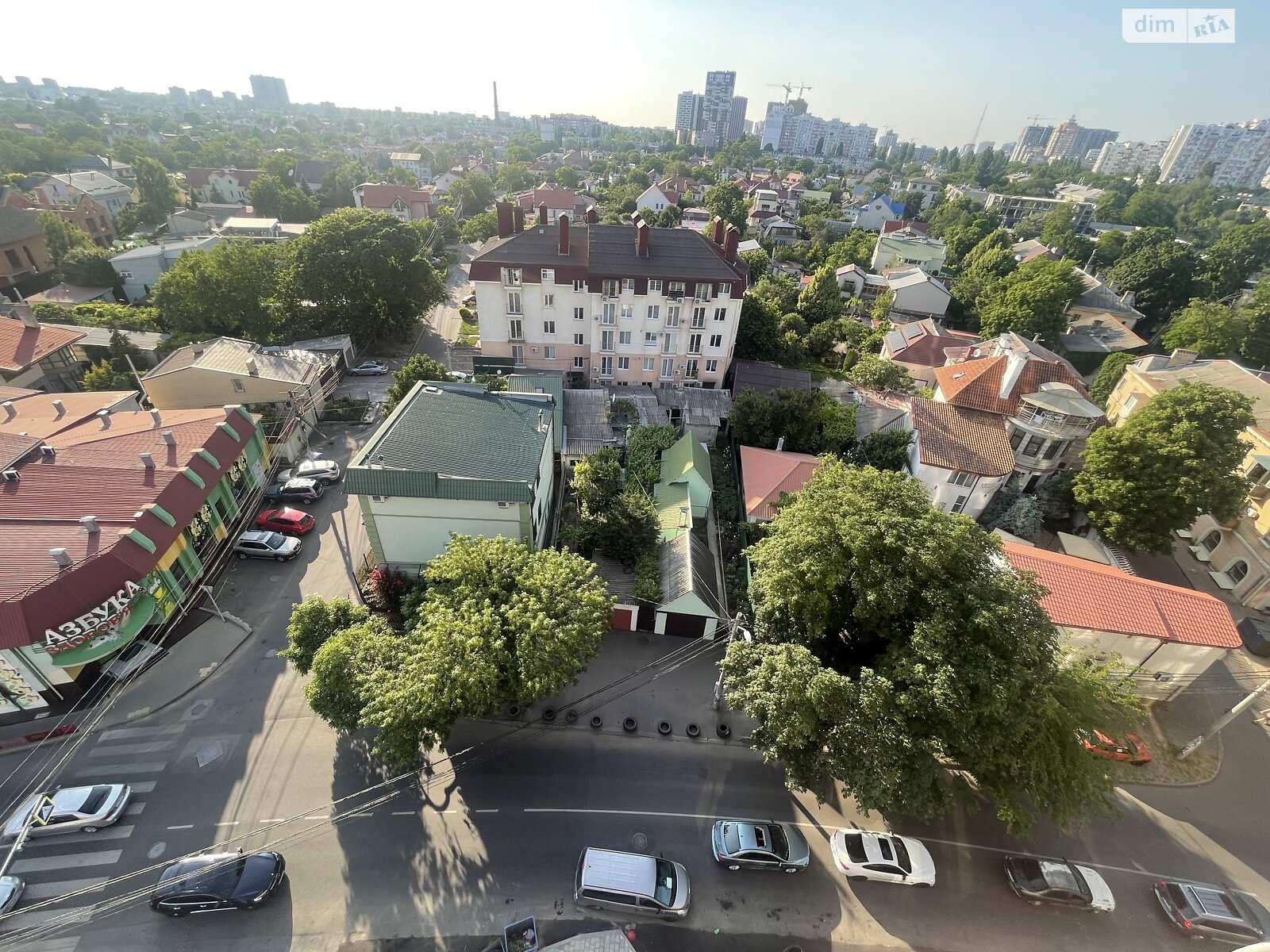 Продаж двокімнатної квартири в Одесі, на вул. Чубаївська 1, район Середній Фонтан фото 1 Продаж двокімнатної квартири в Одесі, на вул. Чубаївська 1, район Середній Фонтан фото 1