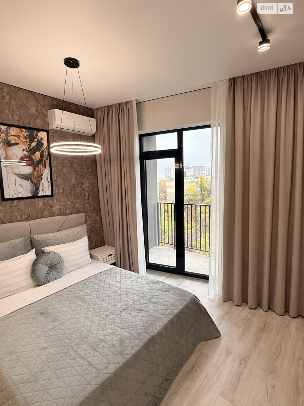 Продаж однокімнатної квартири в Одесі, на вул. Чубаївська 1, кв. 121, район Середній Фонтан фото 1