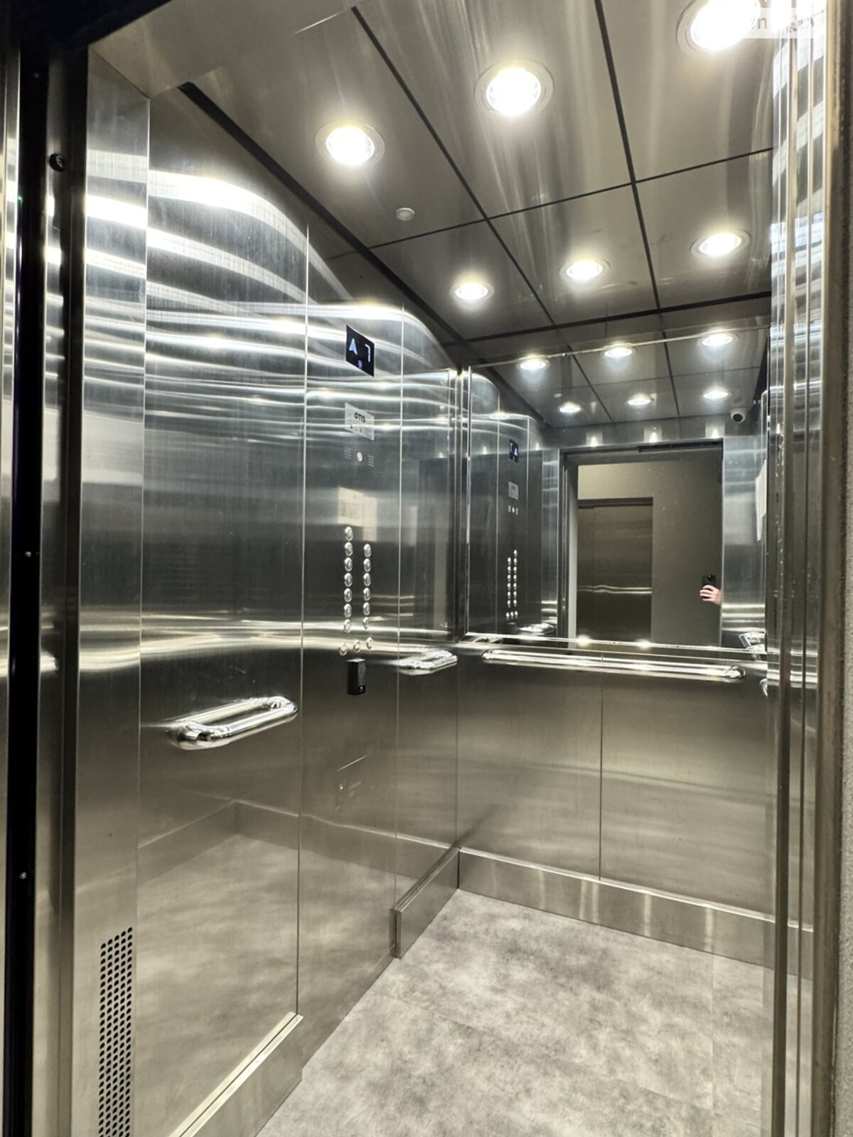 Продажа однокомнатной квартиры в Одессе, на ул. Чубаевская 1, район Средний Фонтан фото 1 Продажа однокомнатной квартиры в Одессе, на ул. Чубаевская 1, район Средний Фонтан фото 1