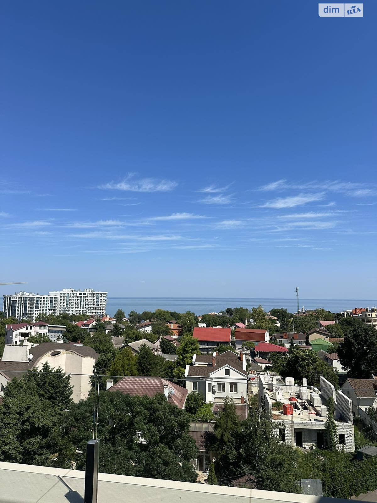 Продажа трехкомнатной квартиры в Одессе, на дор. Фонтанская 62К, район Средний Фонтан фото 1 Продажа трехкомнатной квартиры в Одессе, на дор. Фонтанская 62К, район Средний Фонтан фото 1
