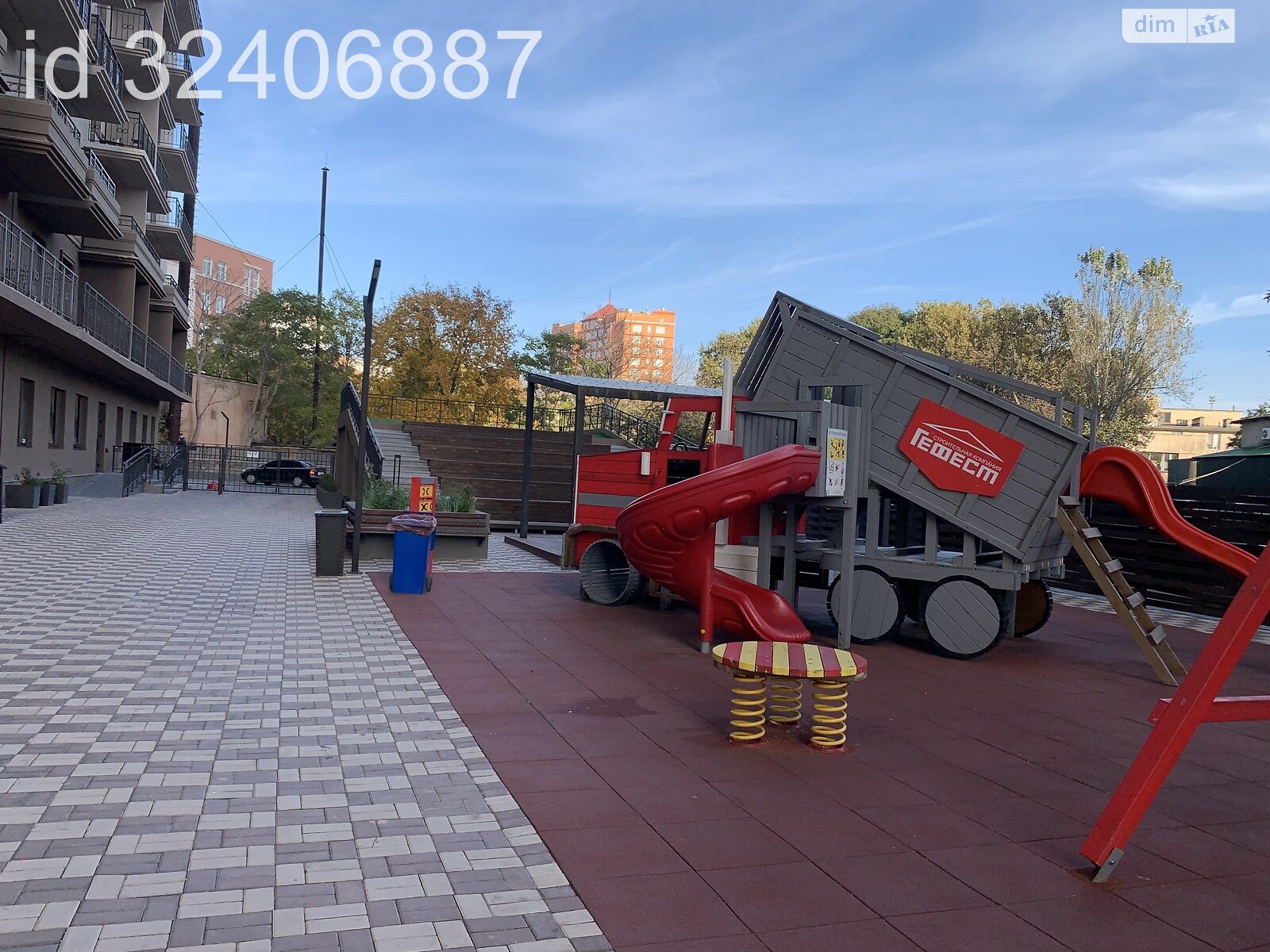 Продажа однокомнатной квартиры в Одессе, на дор. Фонтанская, район Средний Фонтан фото 1 Продажа однокомнатной квартиры в Одессе, на дор. Фонтанская, район Средний Фонтан фото 1