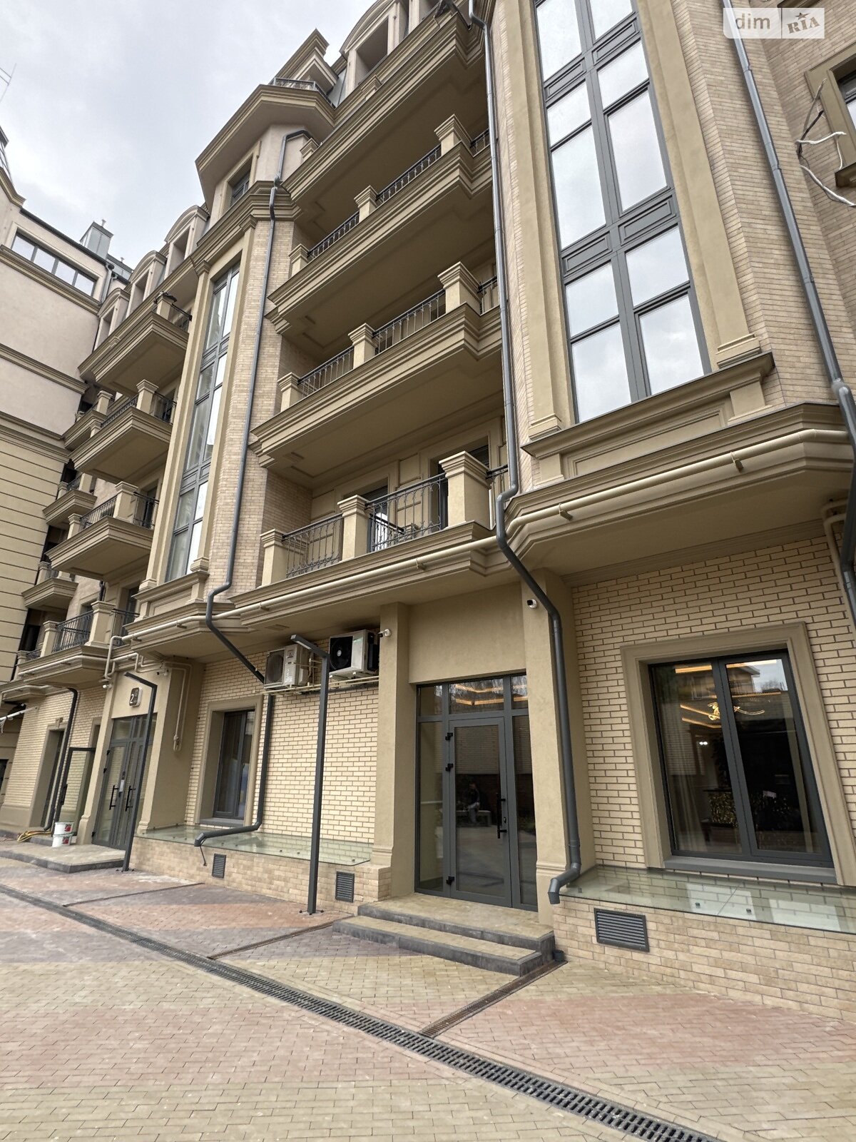 Продаж однокімнатної квартири в Одесі, на дор. Фонтанська 62К, район Середній Фонтан фото 1 Продаж однокімнатної квартири в Одесі, на дор. Фонтанська 62К, район Середній Фонтан фото 1