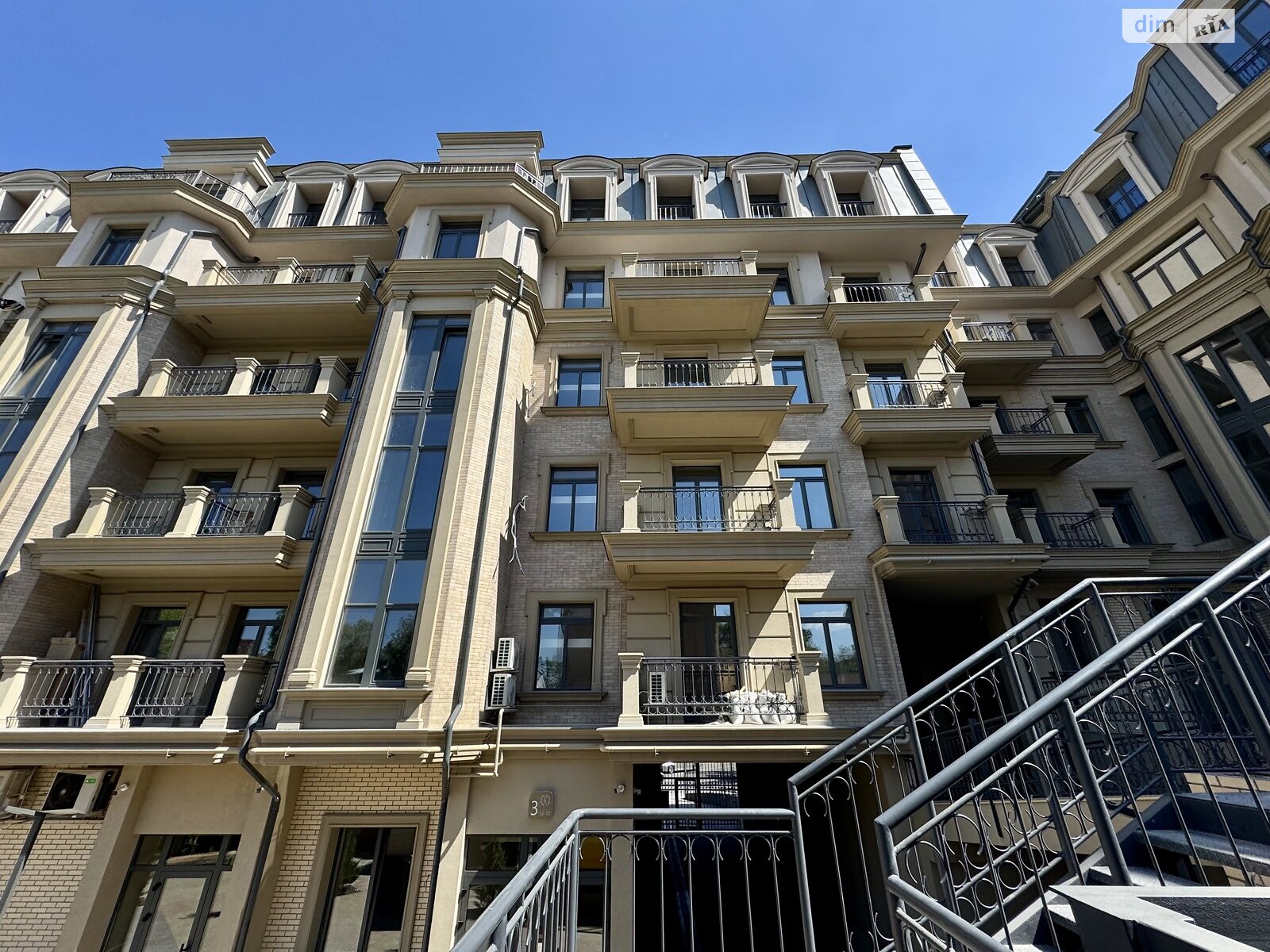 Продаж однокімнатної квартири в Одесі, на дор. Фонтанська 62К, район Середній Фонтан фото 1 Продаж однокімнатної квартири в Одесі, на дор. Фонтанська 62К, район Середній Фонтан фото 1