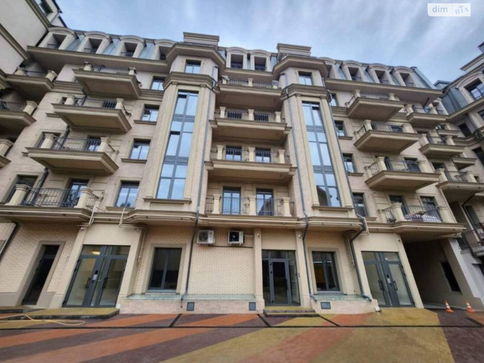 Продаж однокімнатної квартири в Одесі, на дор. Фонтанська 64/1, район Середній Фонтан фото 1 Продаж однокімнатної квартири в Одесі, на дор. Фонтанська 64/1, район Середній Фонтан фото 1