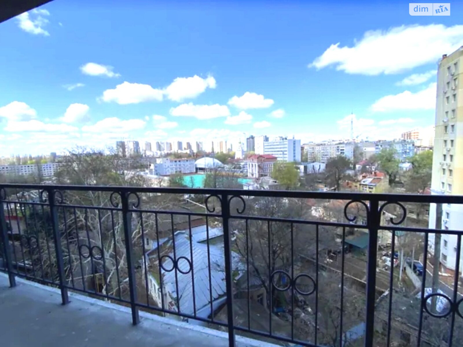 Продаж двокімнатної квартири в Одесі, на дор. Фонтанська 25 корпус 1, район Середній Фонтан фото 1 Продаж двокімнатної квартири в Одесі, на дор. Фонтанська 25 корпус 1, район Середній Фонтан фото 1