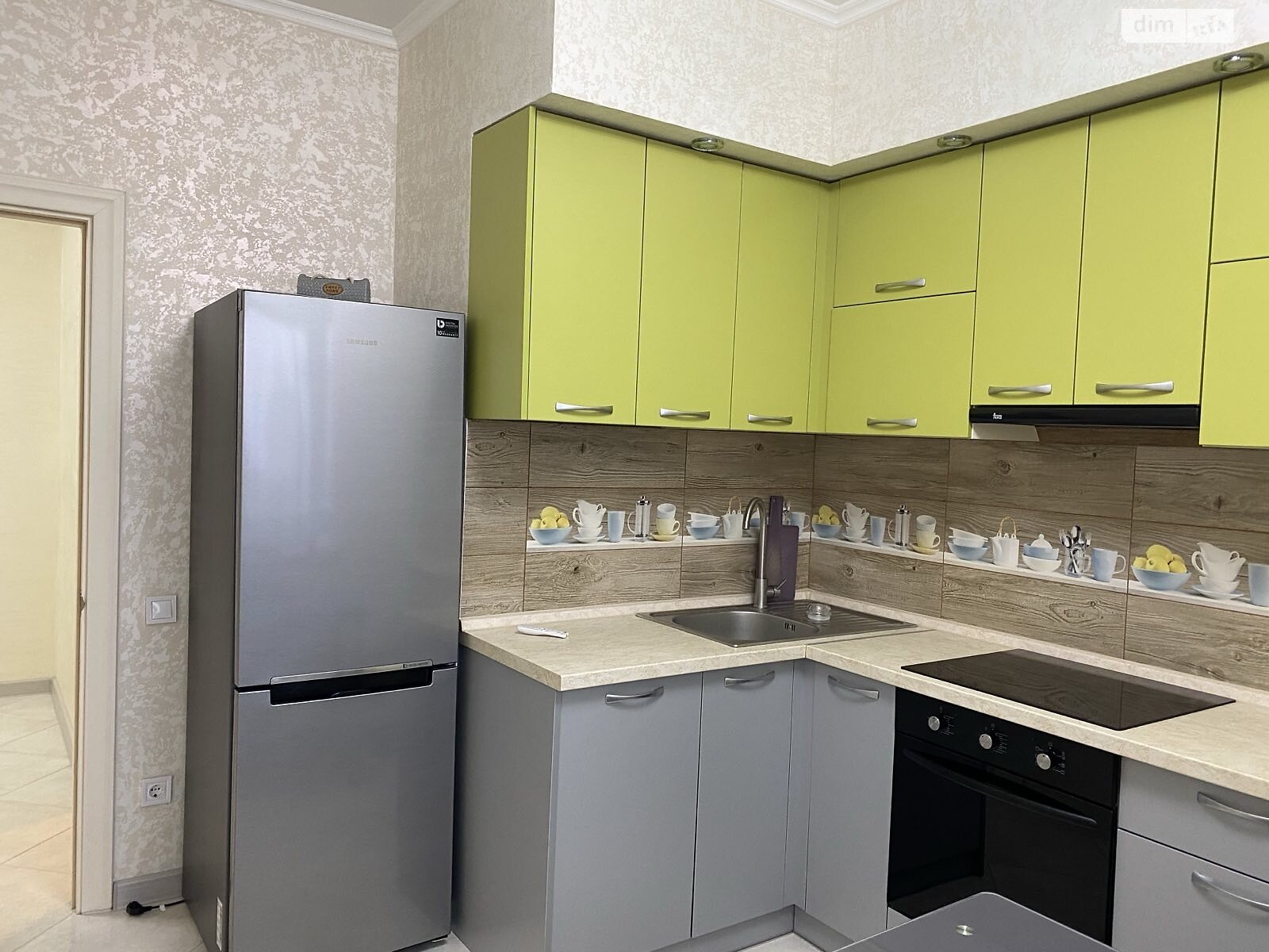 Продаж двокімнатної квартири в Одесі, на дор. Фонтанська 58/1, район Середній Фонтан фото 1 Продаж двокімнатної квартири в Одесі, на дор. Фонтанська 58/1, район Середній Фонтан фото 1