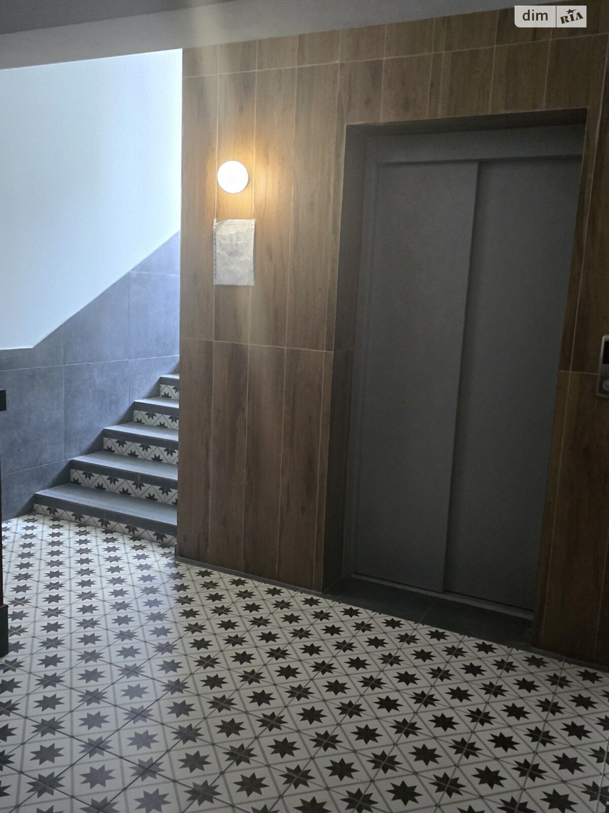 Продаж однокімнатної квартири в Одесі, на дор. Фонтанська 6А/1, район Середній Фонтан фото 1