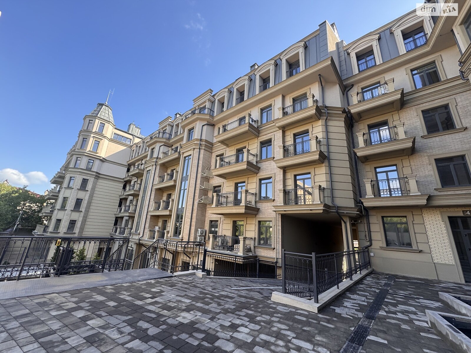 Продаж двокімнатної квартири в Одесі, на дор. Фонтанська, район Середній Фонтан фото 1