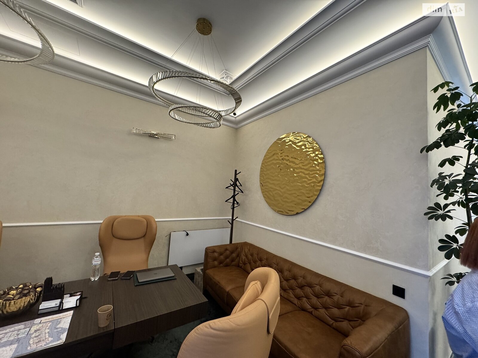 Продаж двокімнатної квартири в Одесі, на дор. Фонтанська, район Середній Фонтан фото 1