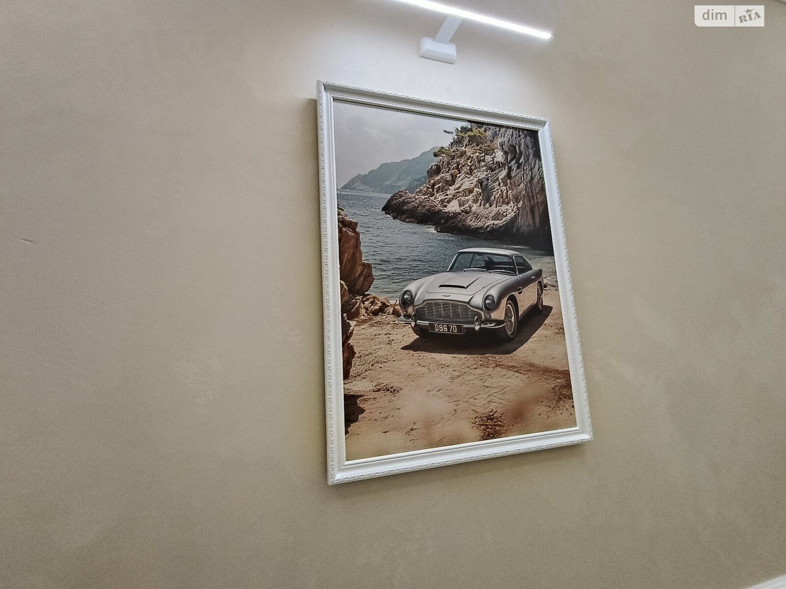 Продаж однокімнатної квартири в Одесі, на дор. Фонтанська, район Середній Фонтан фото 1 Продаж однокімнатної квартири в Одесі, на дор. Фонтанська, район Середній Фонтан фото 1