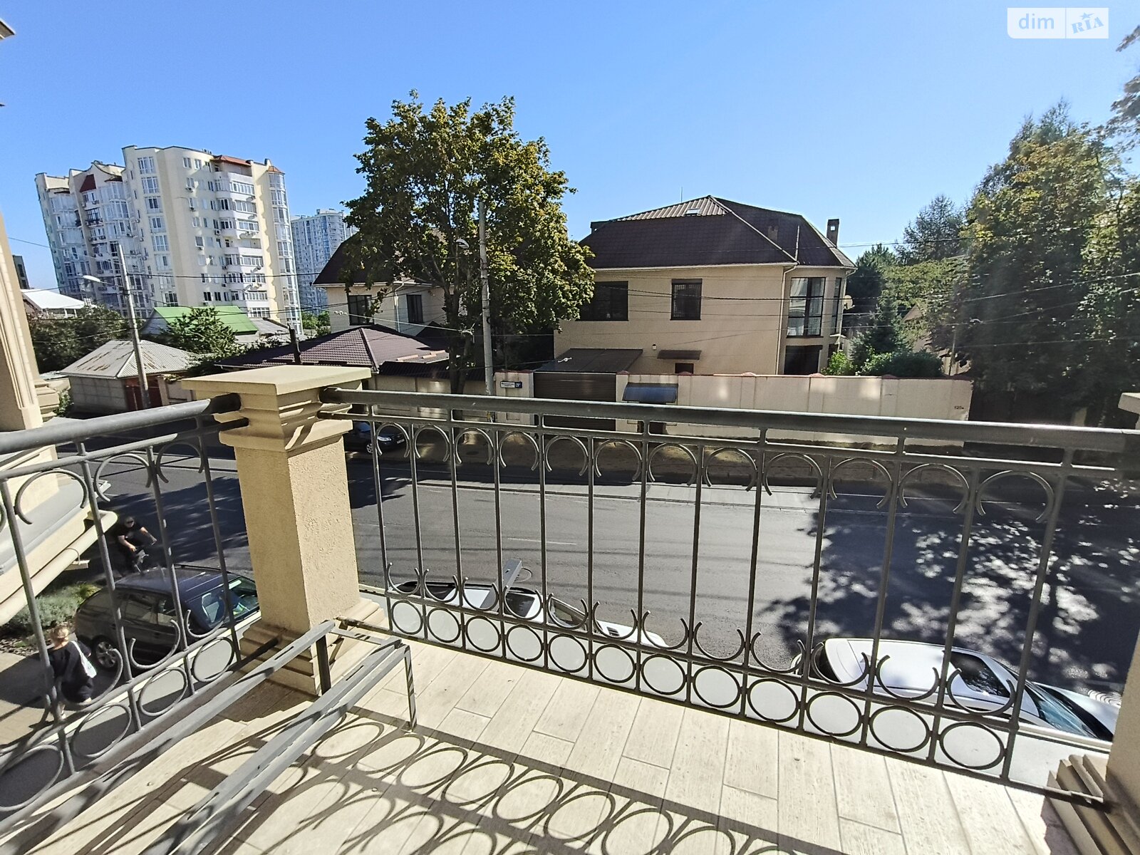 Продаж однокімнатної квартири в Одесі, на дор. Фонтанська, район Середній Фонтан фото 1 Продаж однокімнатної квартири в Одесі, на дор. Фонтанська, район Середній Фонтан фото 1