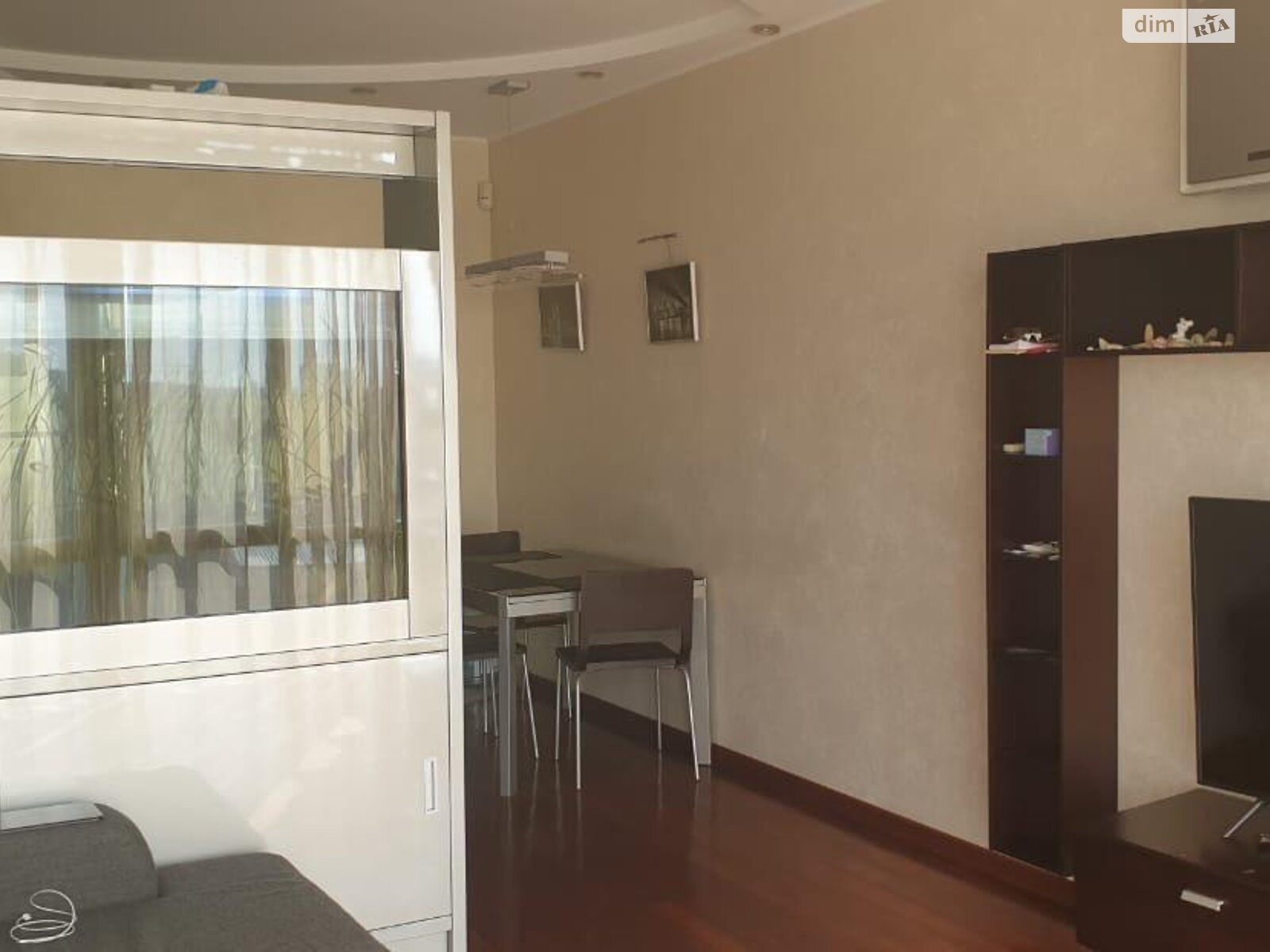 Продаж трикімнатної квартири в Одесі, на дор. Фонтанська 123, район Середній Фонтан фото 1